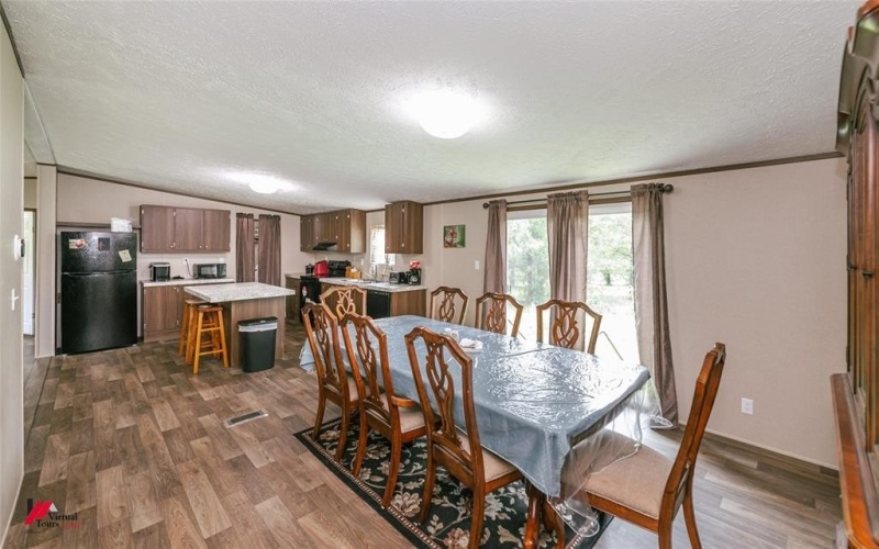 9500 Dayton Road, Mooringsport, LA 71060, 4 Bedrooms Bedrooms, ,2 BathroomsBathrooms,Residential,For Sale,9500 Dayton Road,20919752