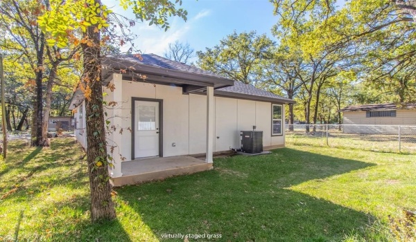 120 Red Bird Lane, Mabank, TX 75156, 3 Habitaciones Habitaciones , ,2 BañosBaños,Residential,En Venta,120 Red Bird Lane,20919940