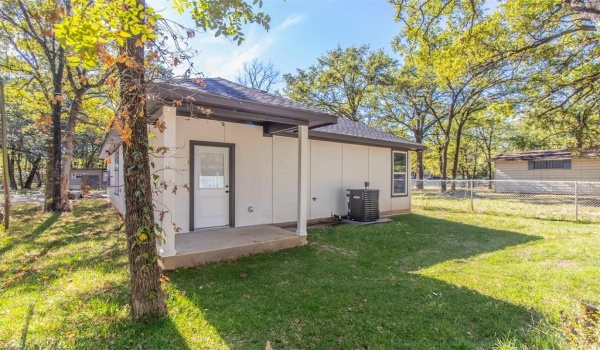 120 Red Bird Lane, Mabank, TX 75156, 3 Habitaciones Habitaciones , ,2 BañosBaños,Residential,En Venta,120 Red Bird Lane,20919940