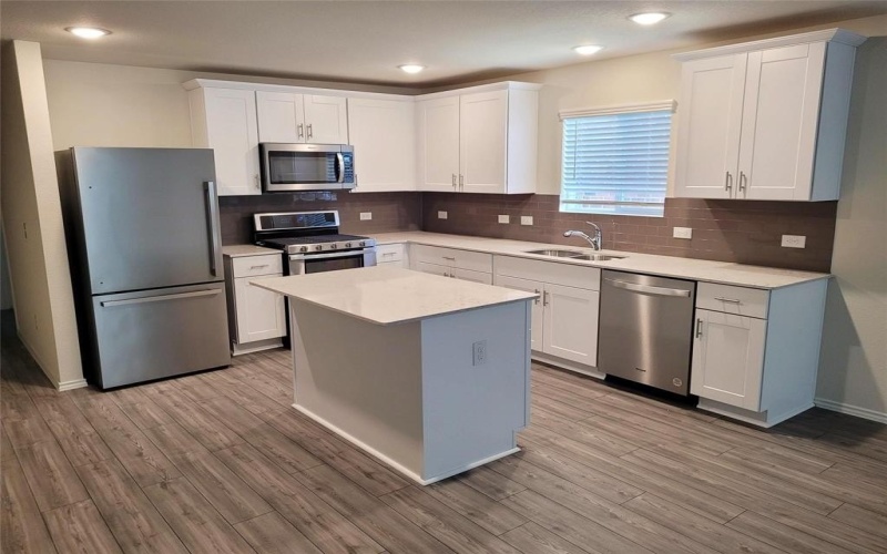 1049 Knightly Lane, Haslet, TX 76052, 3 Bedrooms Bedrooms, ,2 BathroomsBathrooms,Residential Lease,For Rent,1049 Knightly Lane,20920030