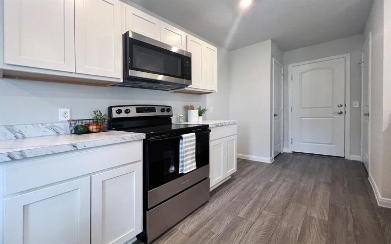 303 Victory Drive, Mabank, TX 75147, 3 Bedrooms Bedrooms, ,2 BathroomsBathrooms,Residential,For Sale,303 Victory Drive,20920138
