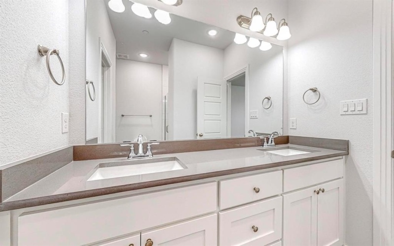 237 Mule Deer Drive, Frisco, TX 75068, 4 Habitaciones Habitaciones , ,2 BañosBaños,Residential Lease,En Alquiler,237 Mule Deer Drive,20920167