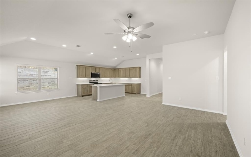 2109 Hickory Lane, Aubrey, TX 76227, 3 Bedrooms Bedrooms, ,2 BathroomsBathrooms,Residential,For Sale,2109 Hickory Lane,20920233
