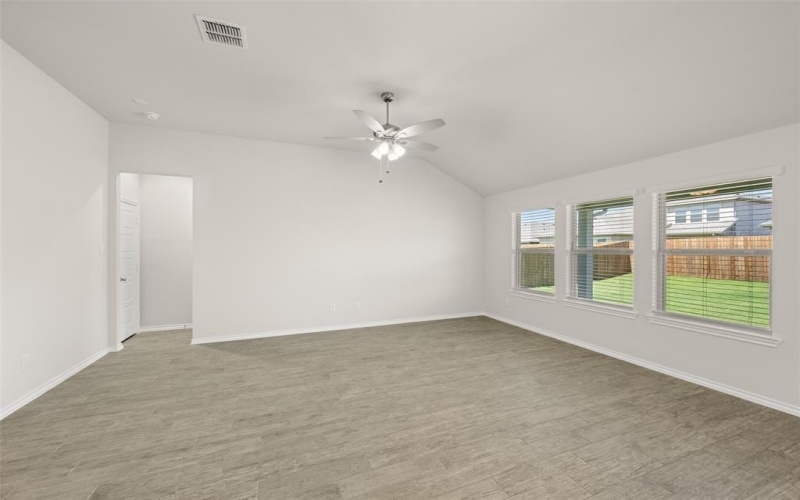 2109 Hickory Lane, Aubrey, TX 76227, 3 Bedrooms Bedrooms, ,2 BathroomsBathrooms,Residential,For Sale,2109 Hickory Lane,20920233