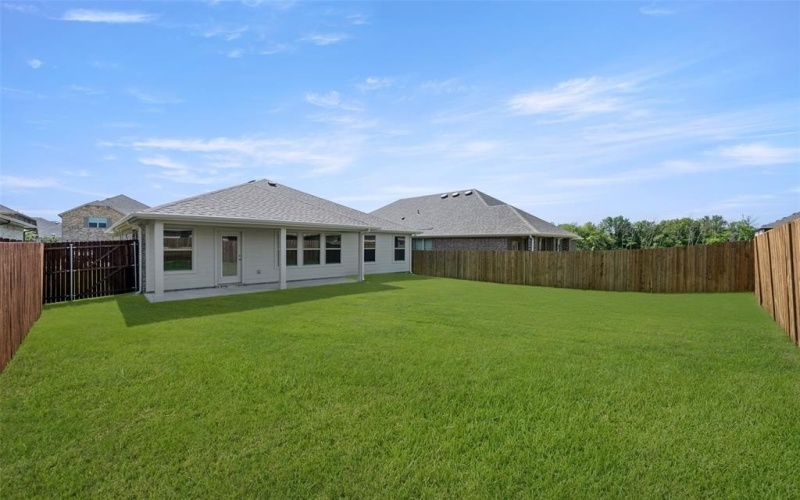 2109 Hickory Lane, Aubrey, TX 76227, 3 Bedrooms Bedrooms, ,2 BathroomsBathrooms,Residential,For Sale,2109 Hickory Lane,20920233