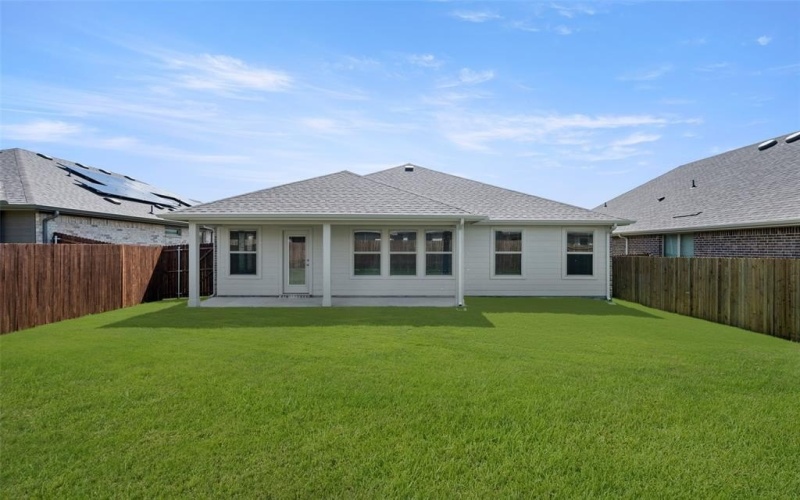 2109 Hickory Lane, Aubrey, TX 76227, 3 Bedrooms Bedrooms, ,2 BathroomsBathrooms,Residential,For Sale,2109 Hickory Lane,20920233