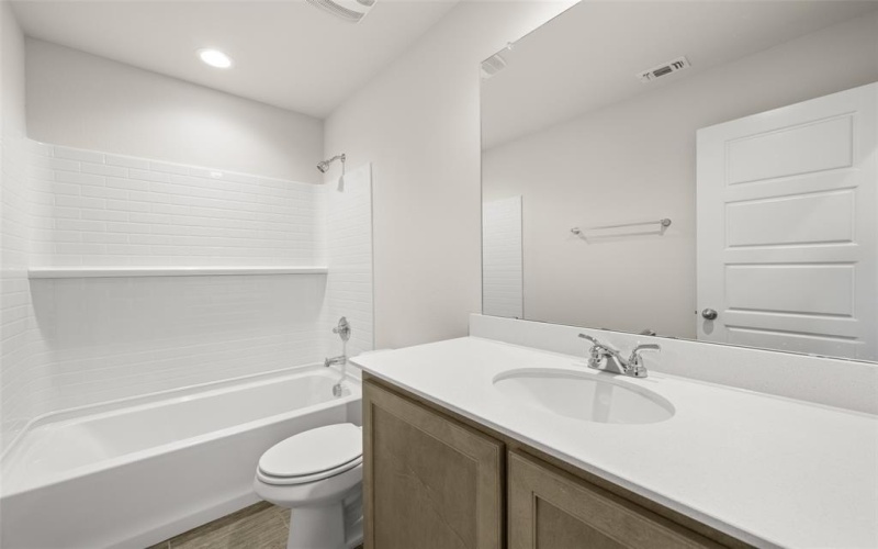 2109 Hickory Lane, Aubrey, TX 76227, 3 Bedrooms Bedrooms, ,2 BathroomsBathrooms,Residential,For Sale,2109 Hickory Lane,20920233
