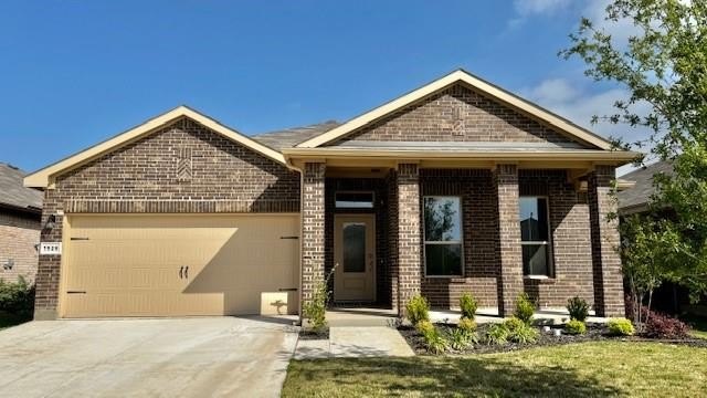 1926 LEGACY Drive, Cleburne, TX 76033, 4 Habitaciones Habitaciones , ,2 BañosBaños,Residential,En Venta,1926 LEGACY Drive,20920256