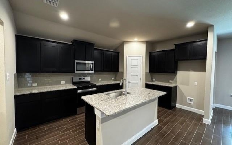 413 SUNFLOWER Trail, Cleburne, TX 76033, 5 Bedrooms Bedrooms, ,3 BathroomsBathrooms,Residential,For Sale,413 SUNFLOWER Trail,20920261
