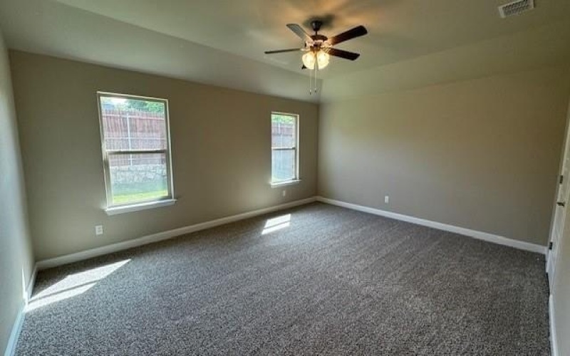 413 SUNFLOWER Trail, Cleburne, TX 76033, 5 Bedrooms Bedrooms, ,3 BathroomsBathrooms,Residential,For Sale,413 SUNFLOWER Trail,20920261