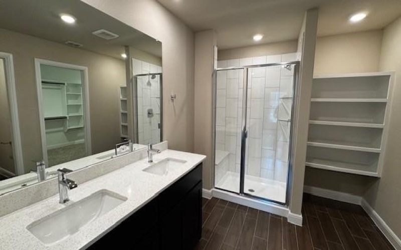 413 SUNFLOWER Trail, Cleburne, TX 76033, 5 Bedrooms Bedrooms, ,3 BathroomsBathrooms,Residential,For Sale,413 SUNFLOWER Trail,20920261