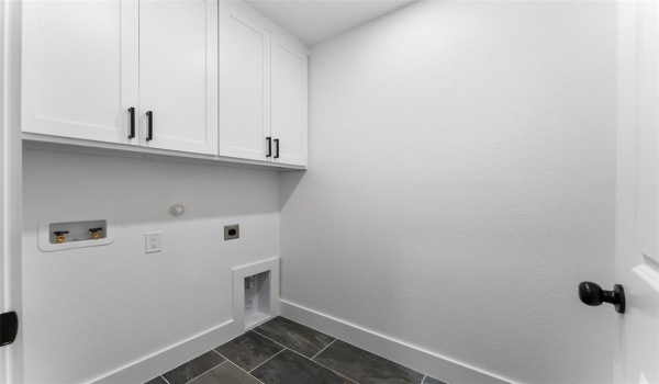 134 Skylark Drive, Mabank, TX 75156, 3 Bedrooms Bedrooms, ,2 BathroomsBathrooms,Residential,For Sale,134 Skylark Drive,20922263