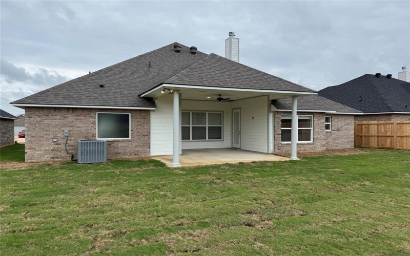 569 Brunswick Gardens, Haughton, LA 71037, 4 Bedrooms Bedrooms, ,2 BathroomsBathrooms,Residential,For Sale,569 Brunswick Gardens,20922274