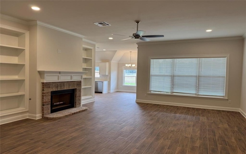 569 Brunswick Gardens, Haughton, LA 71037, 4 Bedrooms Bedrooms, ,2 BathroomsBathrooms,Residential,For Sale,569 Brunswick Gardens,20922274