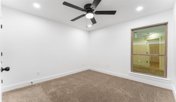 127 Chaparral Drive, Mabank, TX 75156, 3 Bedrooms Bedrooms, ,2 BathroomsBathrooms,Residential,For Sale,127 Chaparral Drive,20922317