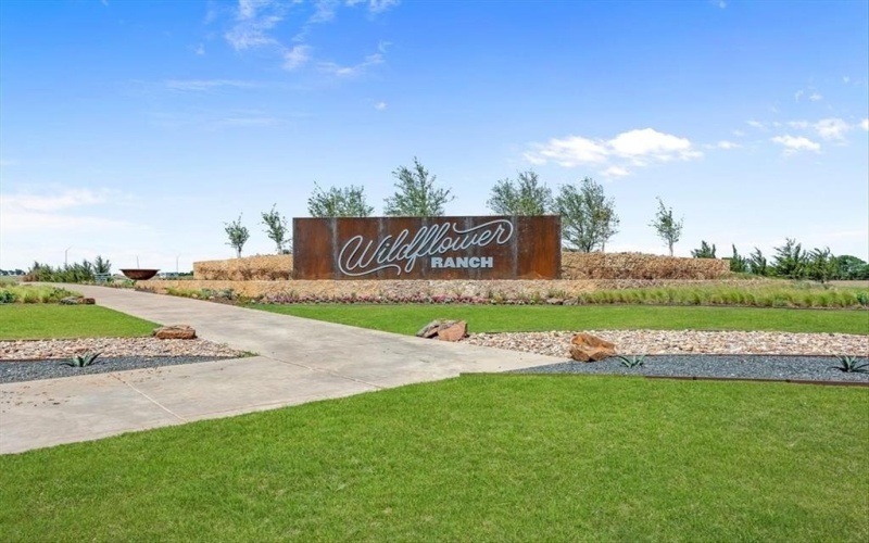 705 Squill Road, Fort Worth, TX 76247, 4 Bedrooms Bedrooms, ,5 BathroomsBathrooms,Residential,For Sale,705 Squill Road,20920461