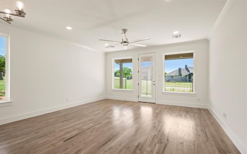 12301 Ross Calhoun Drive, Fort Worth, TX 76179, 3 Bedrooms Bedrooms, ,2 BathroomsBathrooms,Residential,For Sale,12301 Ross Calhoun Drive,20922493