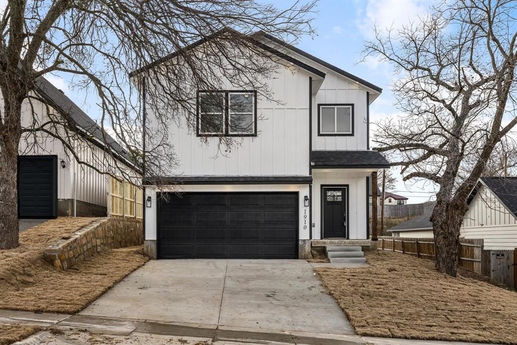 1910 Avenue B, Fort Worth, TX 76104, 4 Bedrooms Bedrooms, ,2 BathroomsBathrooms,Residential,For Sale,1910 Avenue B,20922647