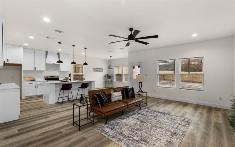 1910 Avenue B, Fort Worth, TX 76104, 4 Bedrooms Bedrooms, ,2 BathroomsBathrooms,Residential,For Sale,1910 Avenue B,20922647