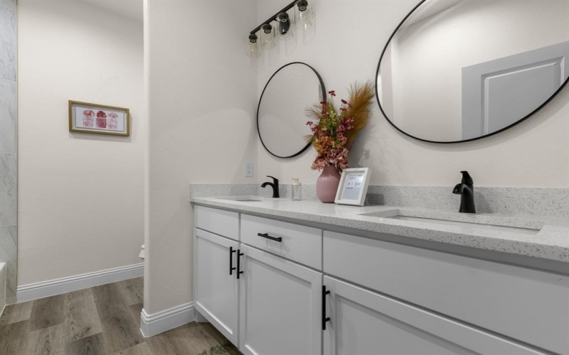 1910 Avenue B, Fort Worth, TX 76104, 4 Bedrooms Bedrooms, ,2 BathroomsBathrooms,Residential,For Sale,1910 Avenue B,20922647