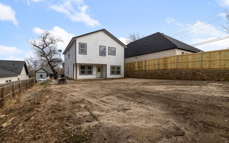 1910 Avenue B, Fort Worth, TX 76104, 4 Bedrooms Bedrooms, ,2 BathroomsBathrooms,Residential,For Sale,1910 Avenue B,20922647