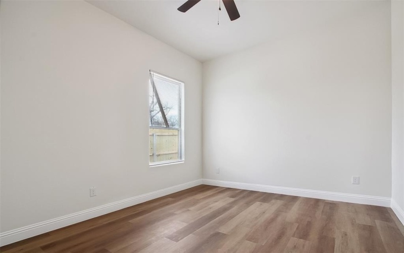 1920 Avenue B, Fort Worth, TX 76104, 4 Habitaciones Habitaciones , ,2 BañosBaños,Residential,En Venta,1920 Avenue B,20922672