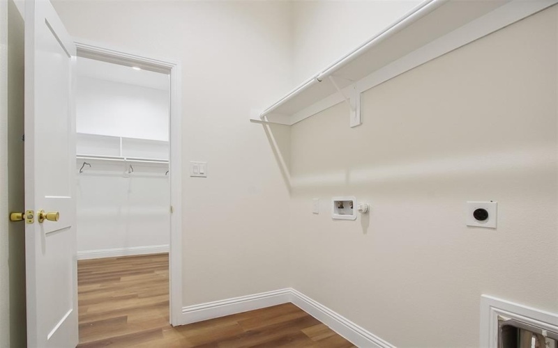 1920 Avenue B, Fort Worth, TX 76104, 4 Habitaciones Habitaciones , ,2 BañosBaños,Residential,En Venta,1920 Avenue B,20922672