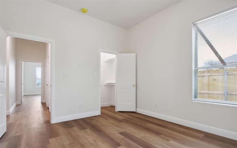 1920 Avenue B, Fort Worth, TX 76104, 4 Habitaciones Habitaciones , ,2 BañosBaños,Residential,En Venta,1920 Avenue B,20922672
