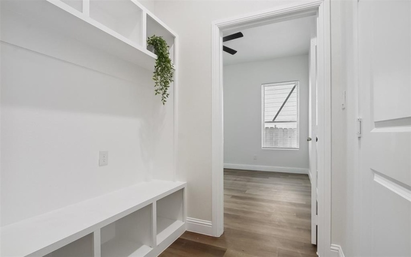 1920 Avenue B, Fort Worth, TX 76104, 4 Habitaciones Habitaciones , ,2 BañosBaños,Residential,En Venta,1920 Avenue B,20922672