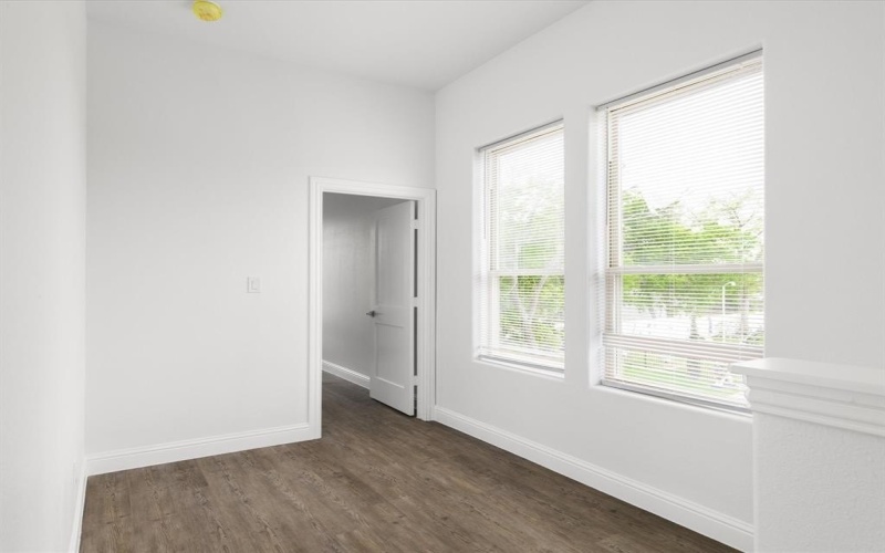 2521 Campbell Street, Fort Worth, TX 76105, 4 Bedrooms Bedrooms, ,2 BathroomsBathrooms,Residential,For Sale,2521 Campbell Street,20922705