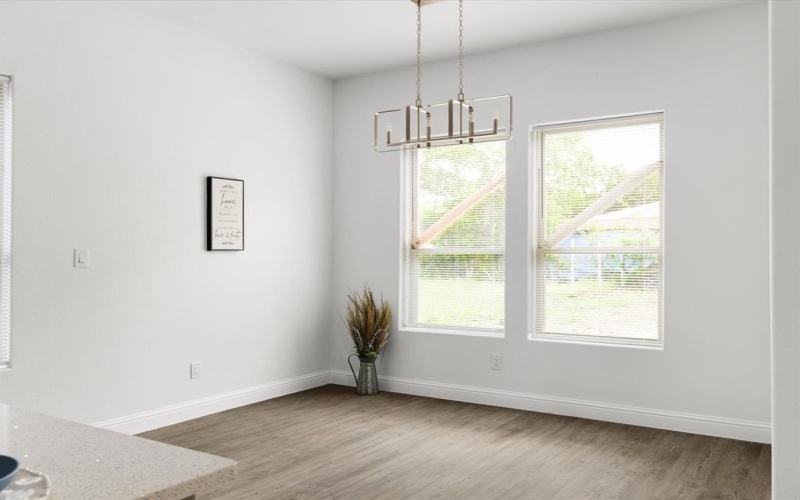 2521 Campbell Street, Fort Worth, TX 76105, 4 Bedrooms Bedrooms, ,2 BathroomsBathrooms,Residential,For Sale,2521 Campbell Street,20922705