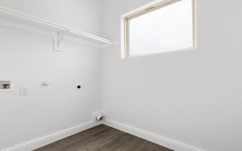2521 Campbell Street, Fort Worth, TX 76105, 4 Bedrooms Bedrooms, ,2 BathroomsBathrooms,Residential,For Sale,2521 Campbell Street,20922705