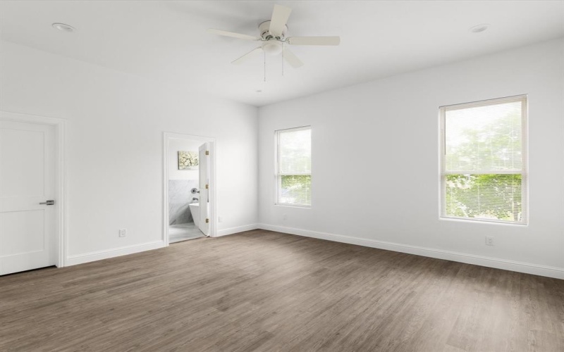2521 Campbell Street, Fort Worth, TX 76105, 4 Bedrooms Bedrooms, ,2 BathroomsBathrooms,Residential,For Sale,2521 Campbell Street,20922705