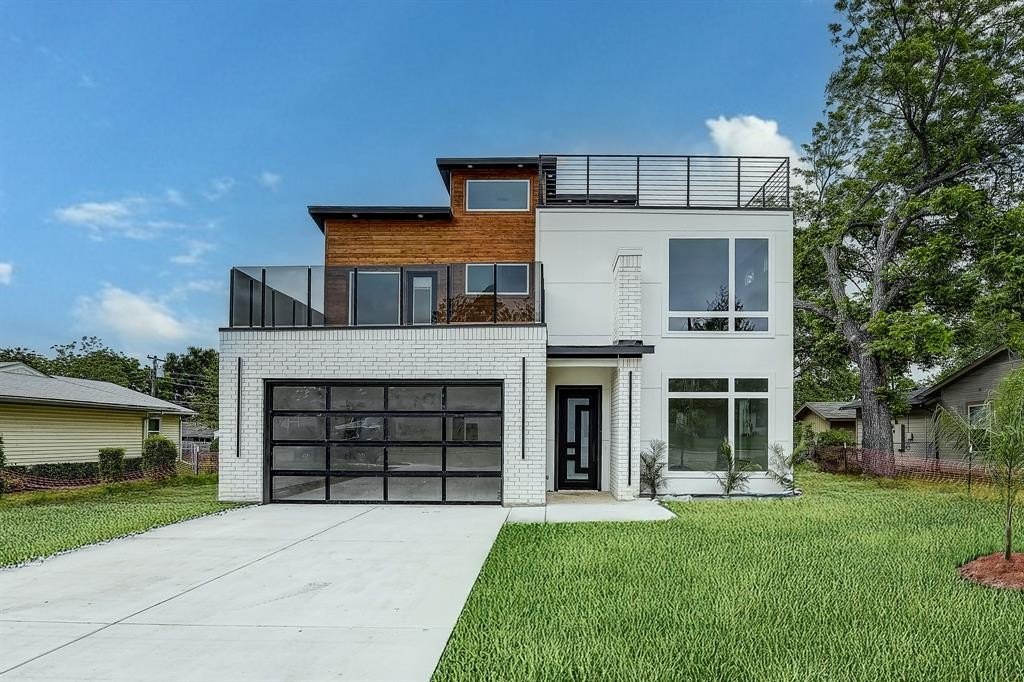 8314 Ellery Drive, Dallas, TX 75243, 4 Bedrooms Bedrooms, ,3 BathroomsBathrooms,Residential,For Sale,8314 Ellery Drive,20920653