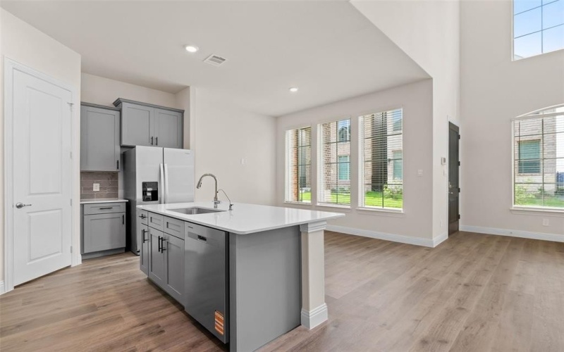 4551 Cinema Drive, Plano, TX 75024, 4 Bedrooms Bedrooms, ,3 BathroomsBathrooms,Residential Lease,For Rent,4551 Cinema Drive,20920834