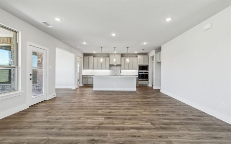 152 Swan Lake Drive, Waxahachie, TX 75165, 4 Habitaciones Habitaciones , ,3 BañosBaños,Residential,En Venta,152 Swan Lake Drive,20920849