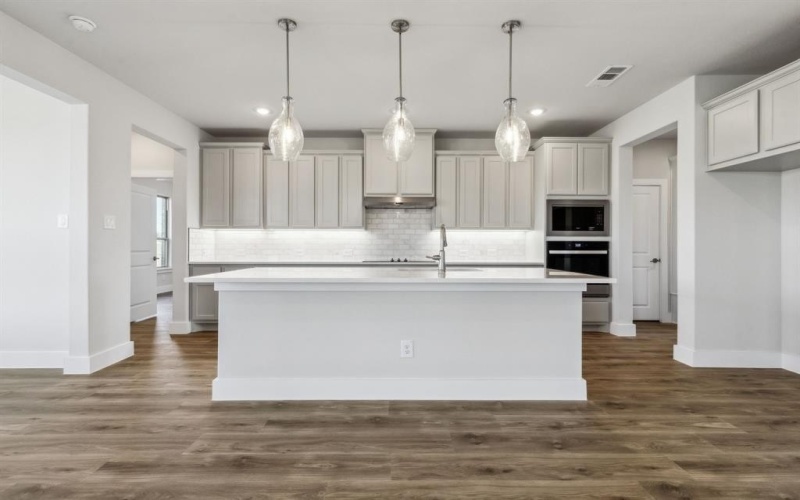152 Swan Lake Drive, Waxahachie, TX 75165, 4 Habitaciones Habitaciones , ,3 BañosBaños,Residential,En Venta,152 Swan Lake Drive,20920849