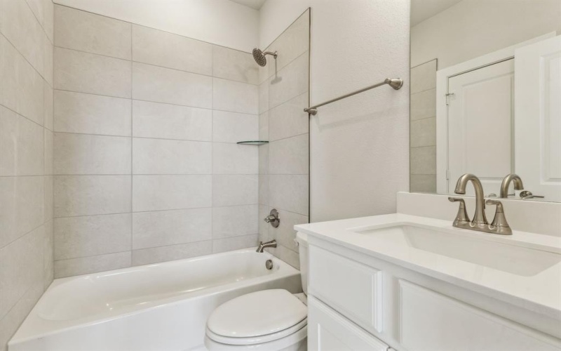 152 Swan Lake Drive, Waxahachie, TX 75165, 4 Habitaciones Habitaciones , ,3 BañosBaños,Residential,En Venta,152 Swan Lake Drive,20920849