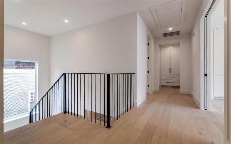 5335 Richard Avenue, Dallas, TX 75206, 4 Bedrooms Bedrooms, ,5 BathroomsBathrooms,Residential,For Sale,5335 Richard Avenue,20920939