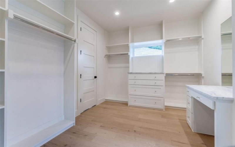 5335 Richard Avenue, Dallas, TX 75206, 4 Bedrooms Bedrooms, ,5 BathroomsBathrooms,Residential,For Sale,5335 Richard Avenue,20920939