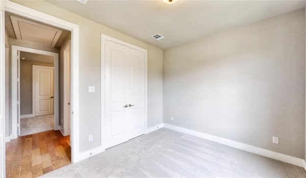 1504 Larson Lane, Denton, TX 76210, 3 Bedrooms Bedrooms, ,2 BathroomsBathrooms,Residential,For Sale,1504 Larson Lane,20921185