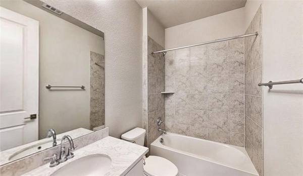 1504 Larson Lane, Denton, TX 76210, 3 Bedrooms Bedrooms, ,2 BathroomsBathrooms,Residential,For Sale,1504 Larson Lane,20921185