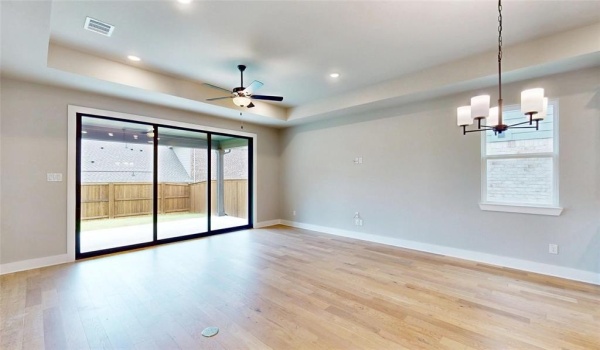 1504 Larson Lane, Denton, TX 76210, 3 Bedrooms Bedrooms, ,2 BathroomsBathrooms,Residential,For Sale,1504 Larson Lane,20921185
