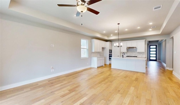 1504 Larson Lane, Denton, TX 76210, 3 Bedrooms Bedrooms, ,2 BathroomsBathrooms,Residential,For Sale,1504 Larson Lane,20921185