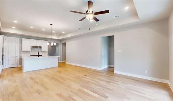 1504 Larson Lane, Denton, TX 76210, 3 Bedrooms Bedrooms, ,2 BathroomsBathrooms,Residential,For Sale,1504 Larson Lane,20921185