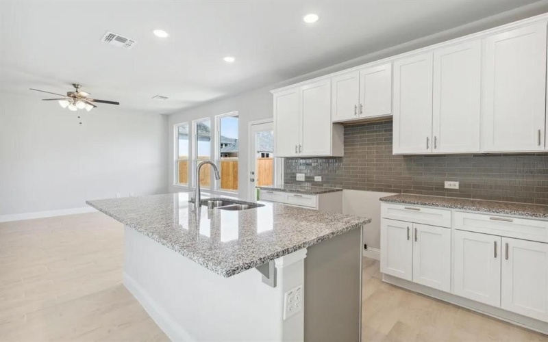 905 Sicily Boulevard, Princeton, TX 75407, 4 Bedrooms Bedrooms, ,2 BathroomsBathrooms,Residential Lease,For Rent,905 Sicily Boulevard,20921405