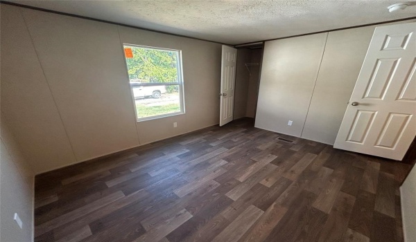 406 Rogers Road, Newark, TX 76071, 3 Bedrooms Bedrooms, ,2 BathroomsBathrooms,Residential Lease,For Rent,406 Rogers Road,20921423