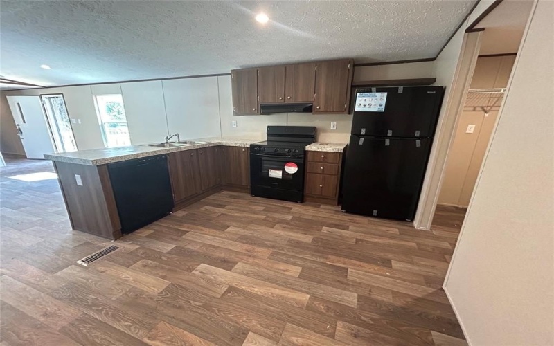 406 Rogers Road, Newark, TX 76071, 3 Bedrooms Bedrooms, ,2 BathroomsBathrooms,Residential Lease,For Rent,406 Rogers Road,20921423