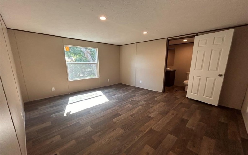406 Rogers Road, Newark, TX 76071, 3 Bedrooms Bedrooms, ,2 BathroomsBathrooms,Residential Lease,For Rent,406 Rogers Road,20921423