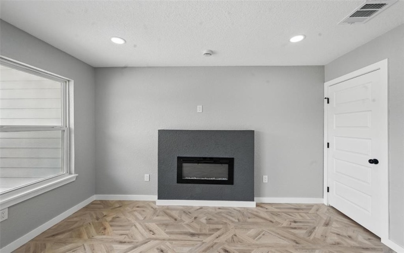 3006 Rochester Street, Dallas, TX 75215, 3 Bedrooms Bedrooms, ,2 BathroomsBathrooms,Residential,For Sale,3006 Rochester Street,20921589